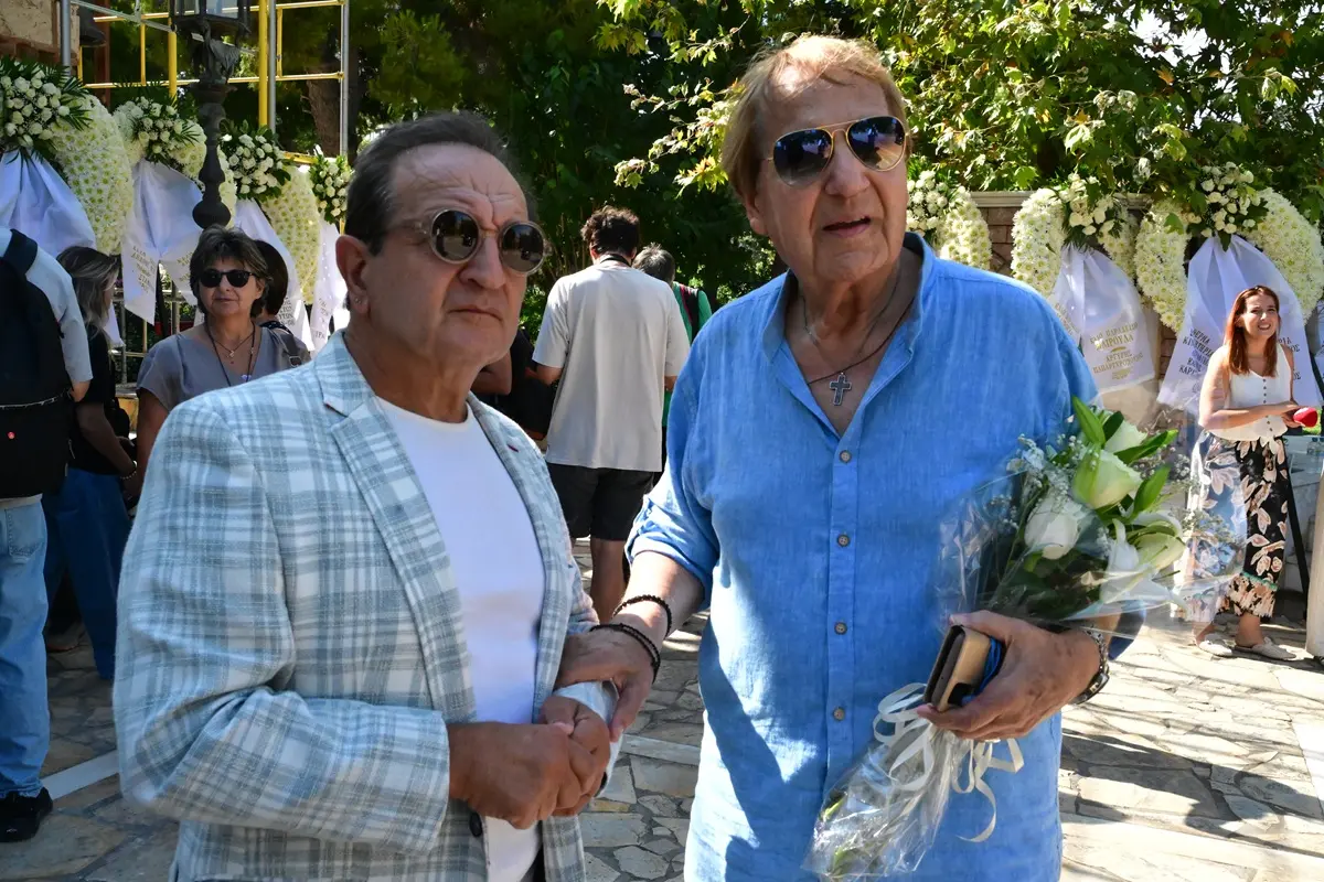 Κηδεία Μαίρης Λίντα
