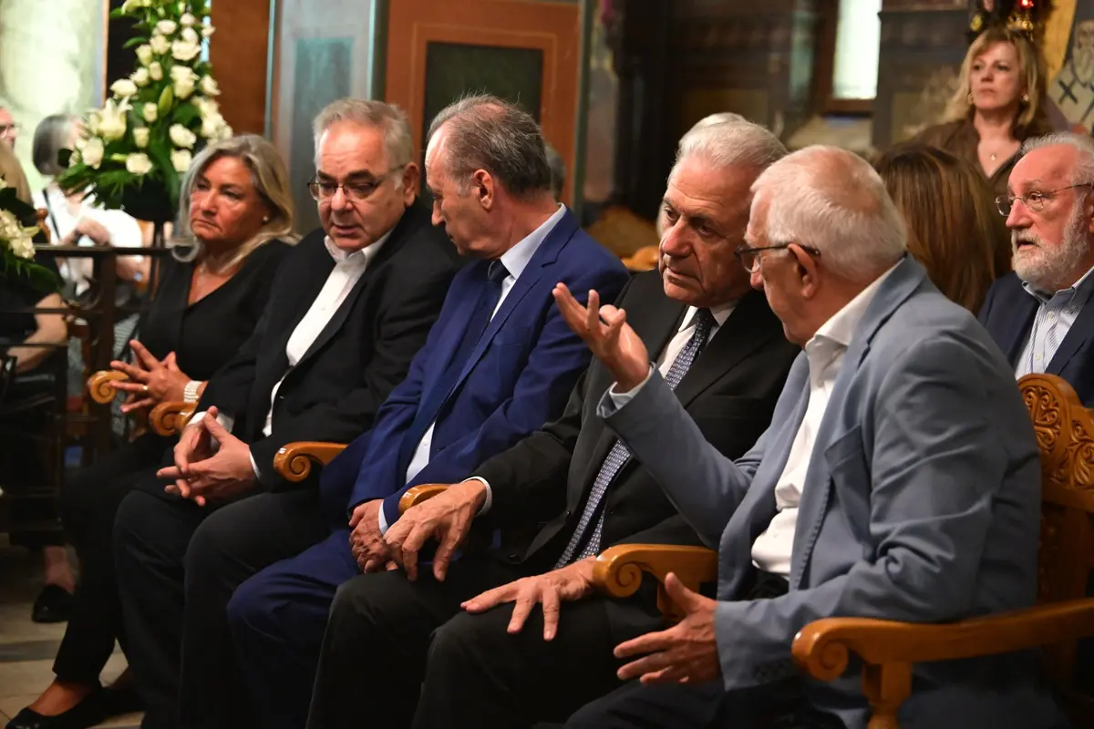 Κηδεία Μαίρης Λίντα