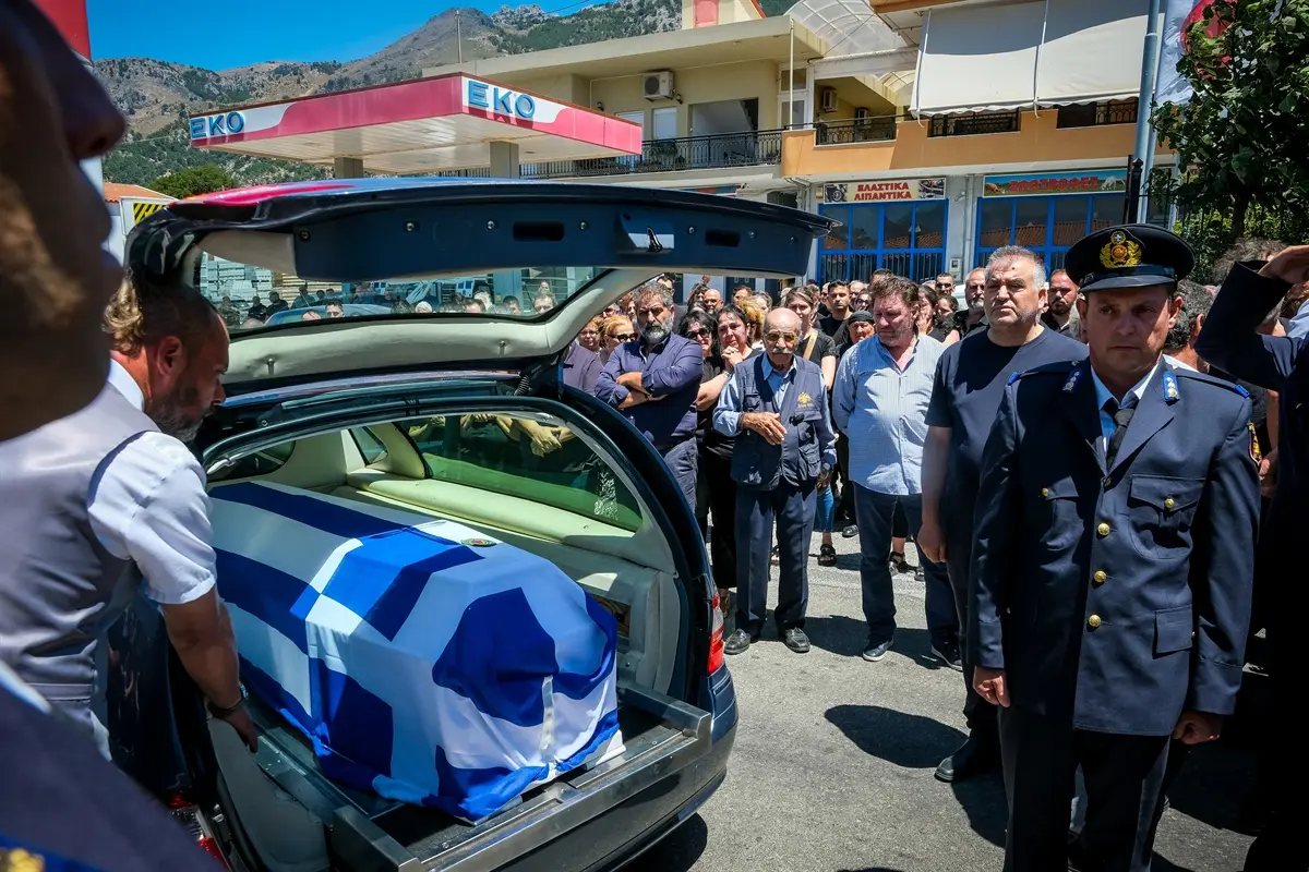 Κηδεια πυροσβέστη Παντελή Διαμαντάκη