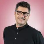 Λάμπρος Κωνσταντάρας: «Ατελείωτες οι σφαλιάρες από παντού»