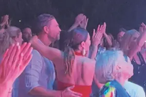 Μανίκας - Πατέρα: Full in love στο live του Ρουβά
