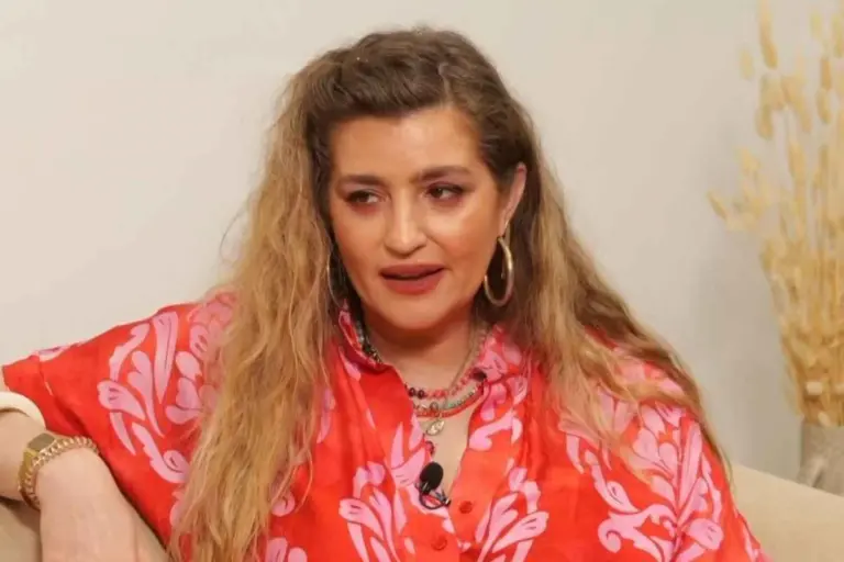 Συγκλονίζει η Μαρία Κίτσου: «Μεγάλωσα κακοποιητικά και από τους δύο γονείς»