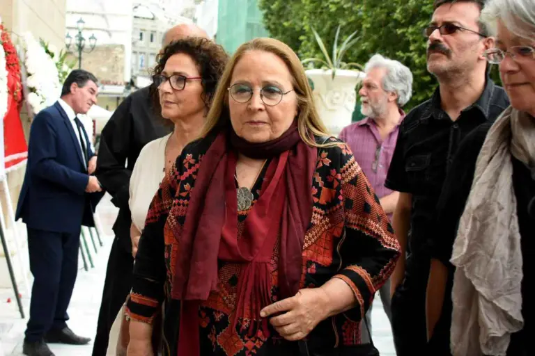 Μαρίζα Κωχ: Ξανά στη σκηνή με το φόρεμα της Eurovision μετά το ατύχημα που την καθήλωσε