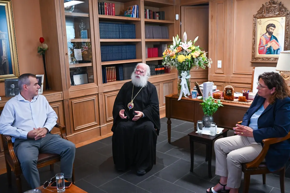 Δωρεά ζωής από την Dekagro του Λαυρέντη Λαυρεντιάδη για χιλιάδες ψυχές της Αφρικής