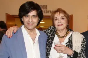 Πέθανε ο γιος της Μπέττυς Αρβανίτη, ο συγγραφέας Αλέξης Σταμάτης