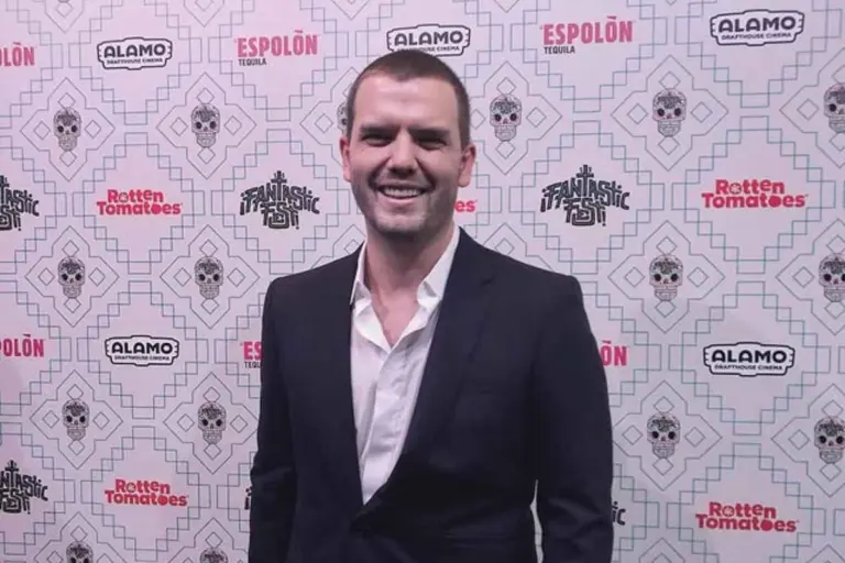 Όστιν Σουίφτ: Ποιος είναι ο μικρός αδελφός της Τέιλορ που τη συνόδευσε στην εκκλησία