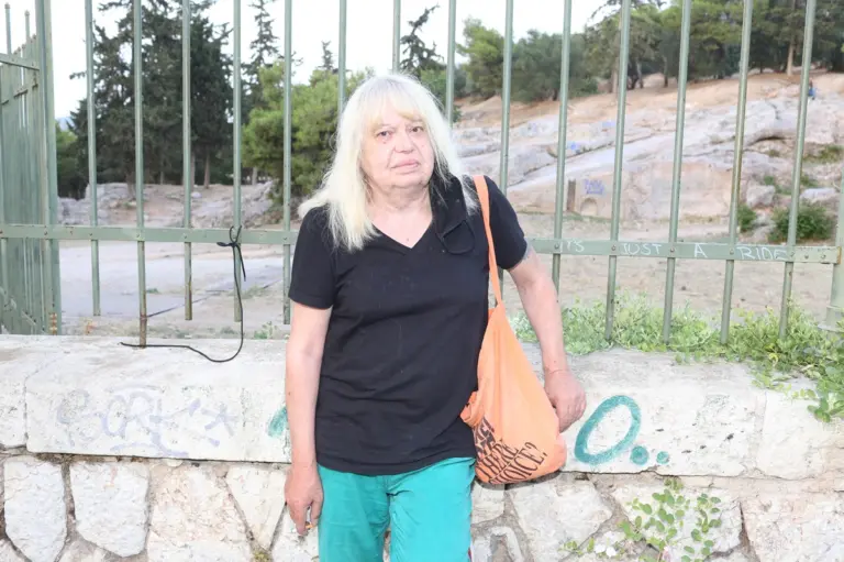 Πέθανε η Πάολα Ρεβενιώτη: Η τρανς ακτιβίστρια που άφησε εποχή στην κουήρ κοινότητα