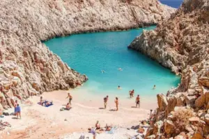 Καιρός: Συναγερμός για το Σάββατο - Η χώρα σε κλοιό ακραίας ζέστης