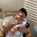 Σάκης Κατσούλης: Η πιο γλυκιά ποδοσφαιρική βραδιά με τον ενός μήνα γιο του