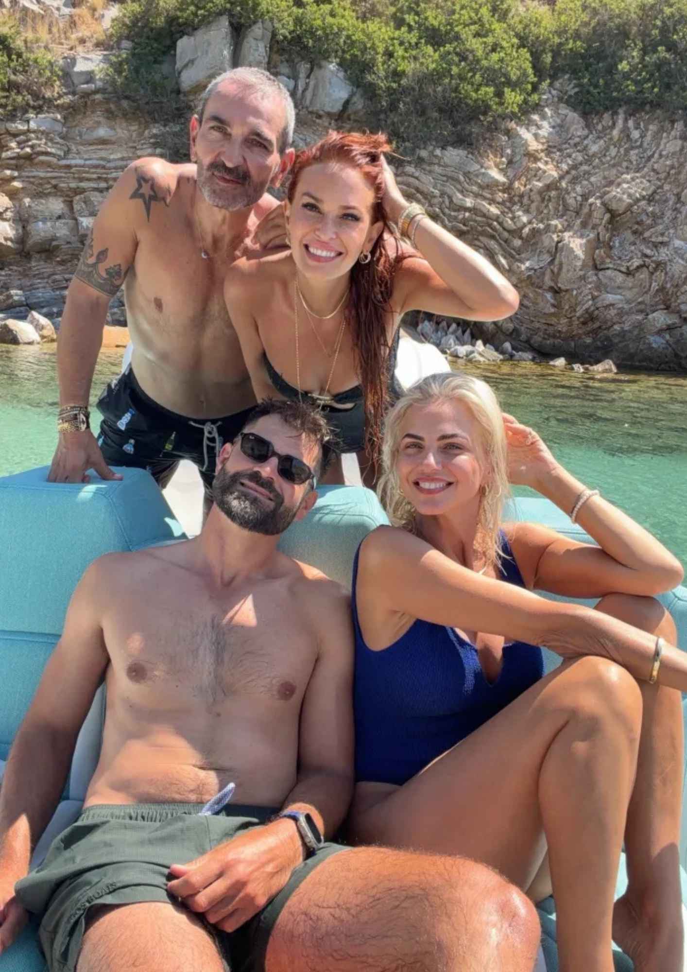 Καλοκαιρινές εικόνες της Σίσσυς Χρηστίδου από το Αγαθονήσι