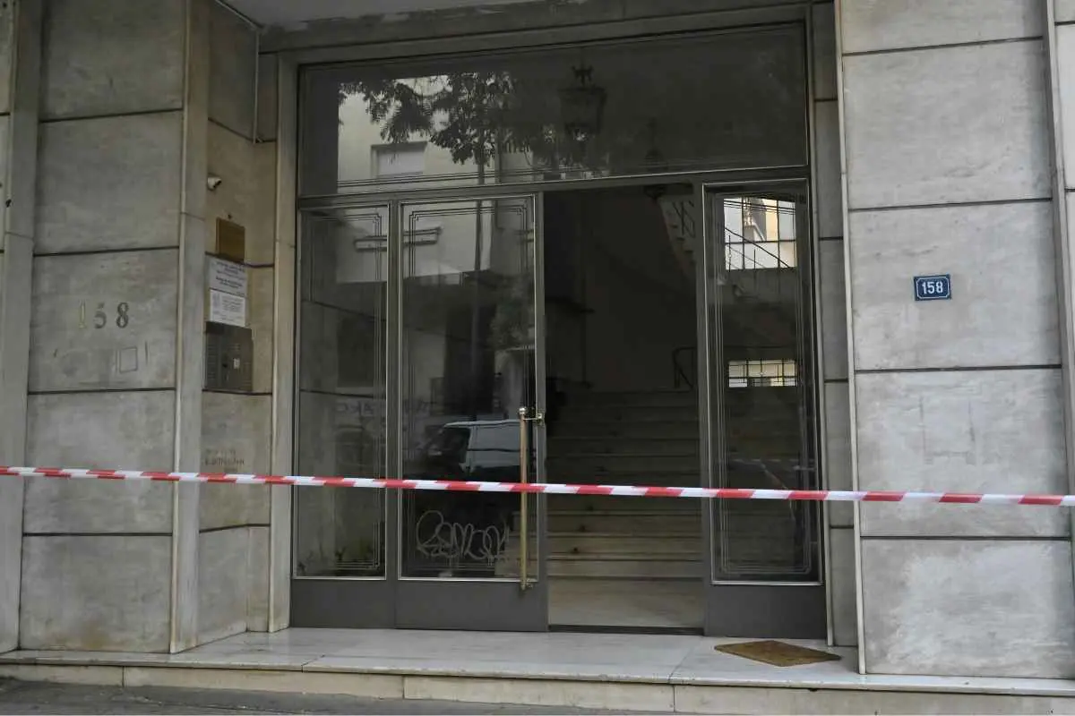 Οι Αρχές ερευνούν τις συνθήκες κάτω από τις οποίες έχασε τη ζωή του ο γνωστός ποινικολόγος.