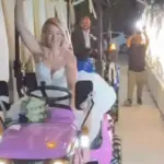 Νιόπαντροι με τρακτέρ στο γλέντι