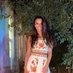 Ελένη Τσολάκη: Καλοκαιρινές στιγμές στη Σύρο – Οι φωτογραφίες από τις διακοπές της