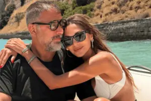 Βασίλης Μπισμπίκης: «Χρόνια πολλά, άγγελέ μου» - Η ευχή στη Δέσποινα Βανδή για τα 57α γενέθλιά της