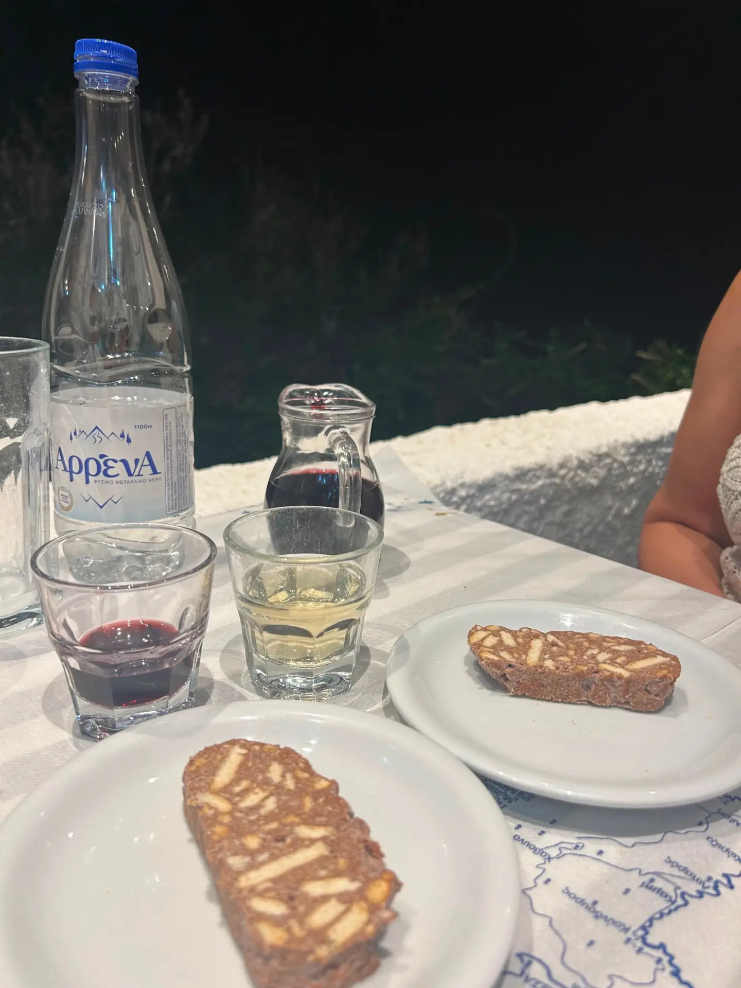 Βάσω Γουλιεμάκη με κόρη