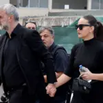 Βικτώρια Δέλλα: Αποφοίτησε από το σχολείο και συγκίνησε με το μήνυμα στον μπαμπά της