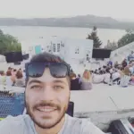 Ο «Θανάσης» από το «Ευτυχισμένοι Μαζί» απάντησε σε σχόλιο για τα κιλά της συζύγου του