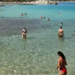 Καιρός: Καλοκαιρινό σκηνικό με ζέστη και ισχυρούς ανέμους