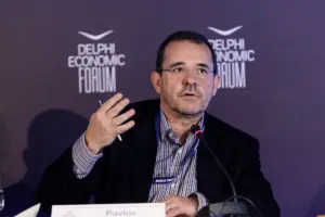 Η μεγάλη τηλεοπτική «μεταγραφή» -  Ο Παύλος Τσίμας αποχωρεί από τον ΣΚΑΪ και επιστρέφει στο Mega