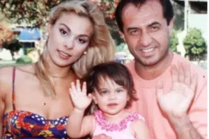Λευτέρης Πανταζής: Σπάνια φωτογραφία με τη Ζώζα Μεταξά