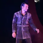 Ο αποχαιρετισμός του Ιωάννη Παπαζήση στον γάτο του