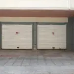 Πειραιάς: Το μοιραίο λάθος στο γκαράζ που οδήγησε στην τραγωδία με τα δύο νέα παιδιά