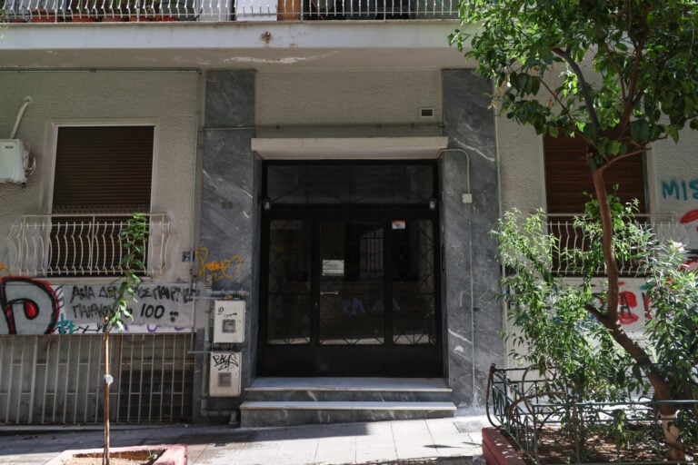 Κυψέλη: Ποινική δίωξη στους 3 συλληφθέντες για την υπόθεση του νεκρού βρέφους - Τα παιδιά είχαν φιλοξενηθεί στο Παίδων με εισαγγελική παρέμβαση