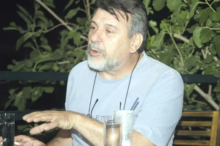 Τάσος Χαλκιάς: Στάχτη το σπίτι του στο Πόρτο Γερμενό