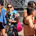 Αναστασία Παντούση: Κολύμπησε με ντόπιους στην Ελβετία - «Τους συνόδευσα από τη δουλειά στο σπίτι»