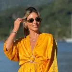 Αθηνά Οικονομάκου: Παραμυθένιες νέες εικόνες από το ταξίδι του μέλιτος - Καγιάκ, ανανάδες και αγκαλιές