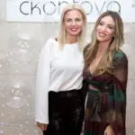 Αθηνά Οικονομάκου – Χριστίνα Κοντοβά: Στη Μάνη με τα παιδιά τους