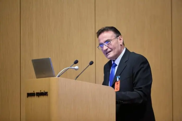 Θλίψη στους Φούρνους: Πέθανε στα 57 του ο δήμαρχος Δημήτρης Καρύδης