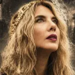 Η  «Ελένη» της Γιούλης Ηλιοπούλου στα αρχαία θέατρα  – Επόμενη στάση η Μεγαλόπολη στις 10 Αυγούστου