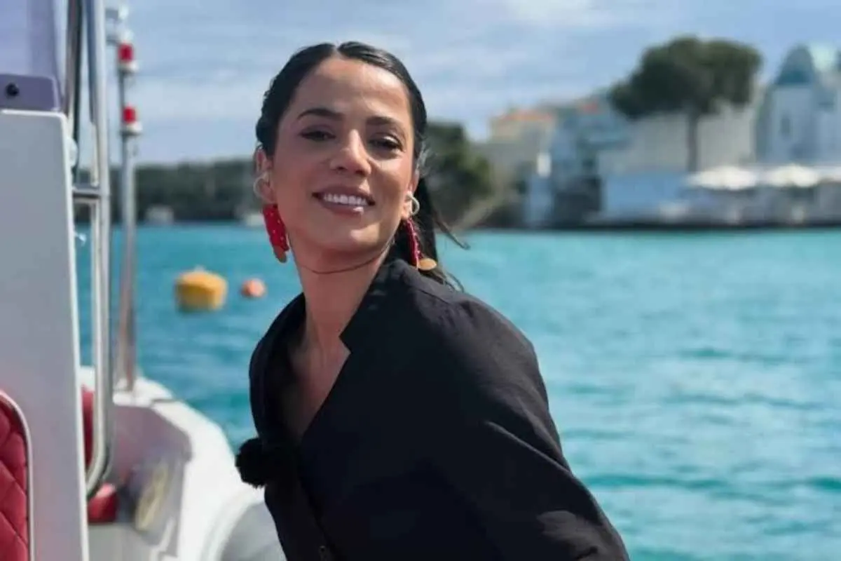 Η Ευλαμπία Ρέβη περιέγραψε το απαιτητικό ταξίδι με τον λίγων μηνών γιο της.