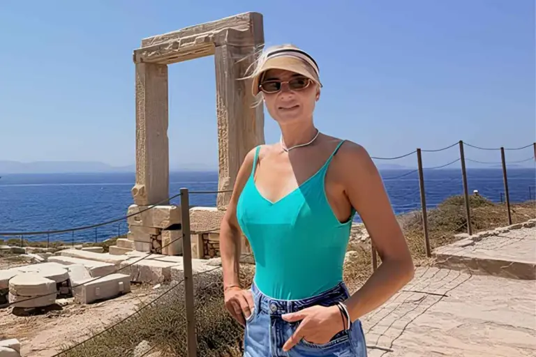 Φαίη Σκορδά: Έτσι διατηρεί τη φόρμα της στις διακοπές - Το απαιτητικό πρόγραμμα γυμναστικής