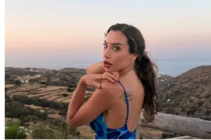 Φαίη Θεοχάρη: Απόδραση στην Κρήτη λίγο πριν το φινάλε με τον Νίκο Βέρτη
