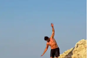 Αλέξης Γεωργούλης: Η καλοκαιρινή «περιπέτεια» στα βράχια
