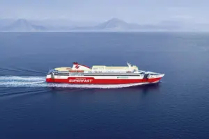 Περιπέτεια για το «Αριάδνη» στο λιμάνι της Μυτιλήνης – Έσπασαν οι κάβοι και επακούμβησε στην προβλήτα