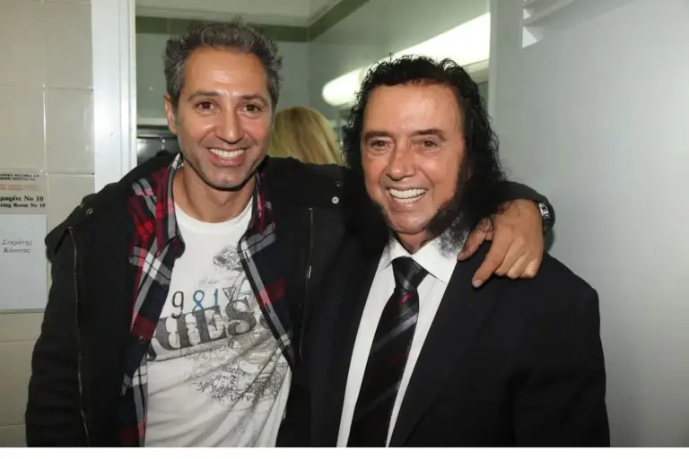 «Γιε μου…»: Η συγκλονιστική στιγμή του Δημήτρη Κόκοτα με τον Σταμάτη – Το βίντεο που συγκινεί