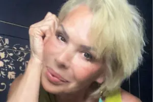 Άννα Κουρουπού: Η σκληρή ανάρτηση για τη βία στα παιδιά - «Κι εμείς φάγαμε ξύλο μικροί. Τι πάθαμε; Πάθαμε»