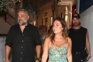 Λασκαράκη – Σουλτάτος: Οι ρομαντικές στιγμές στο «καταφύγιό» τους στην Κρήτη