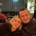 Λευτέρης Πανταζής – Κόνι Μεταξά: Αγκαλιά στο ηλιοβασίλεμα – Η τρυφερή φωτογραφία πατέρα και κόρης