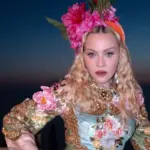 Μαντόνα: Το maximalist Dolce & Gabbana look στην Κέρκυρα που αποθέωσε το «more is more»