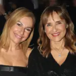 Μάρα Ζαχαρέα – Τίνα Μεσσαροπούλου: Με μαγιό στην Πάρο – Η φωτογραφία από την παραλία