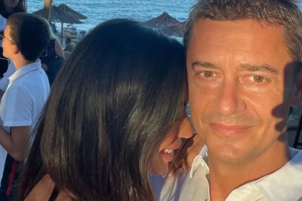 Ιωάννα Μπούκη Αντώνης Σρόιτερ φωτογραφία διακοπές θάλασσα