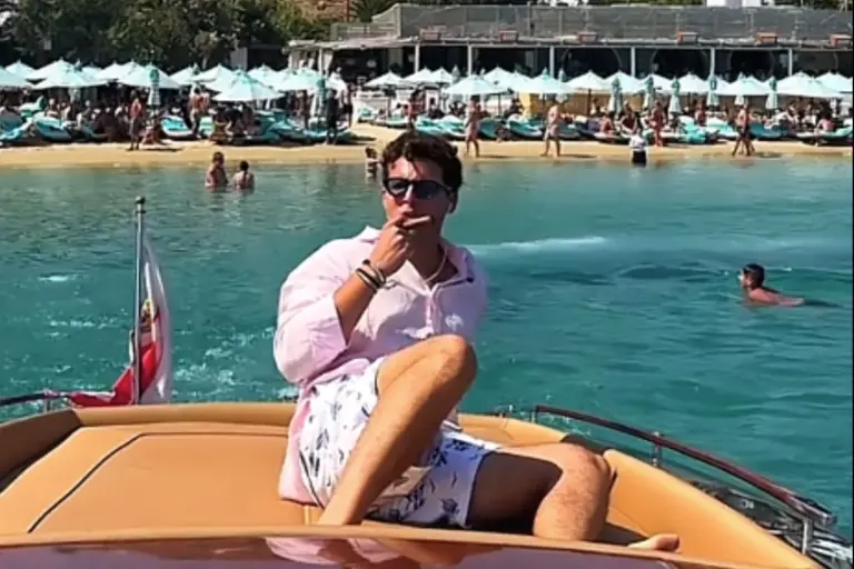 Ο καλός πελάτης της Μυκόνου
