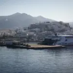 Πατατράκ για γκέι παρουσιαστή - Το ερωτικό ναυάγιο στη Νάξο και το κάζο από τον πρώην του