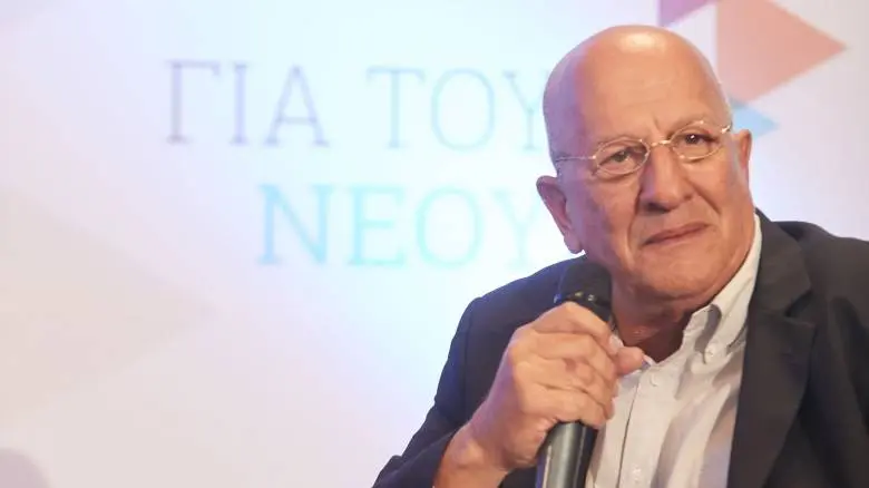 Στη ΜΕΘ του «Ευαγγελισμού» δίνει μάχη ο Αντώνης Πανούτσος.