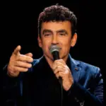Πέθανε στα 59 του ο τραγουδιστής και λυράρης Στάθης Παρχαρίδης