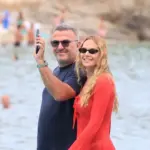 Αντώνης Ρέμος – Υβόννη Μπόσνιακ: Μαζί στη Μύκονο – Η κοινή εμφάνιση του ζευγαριού